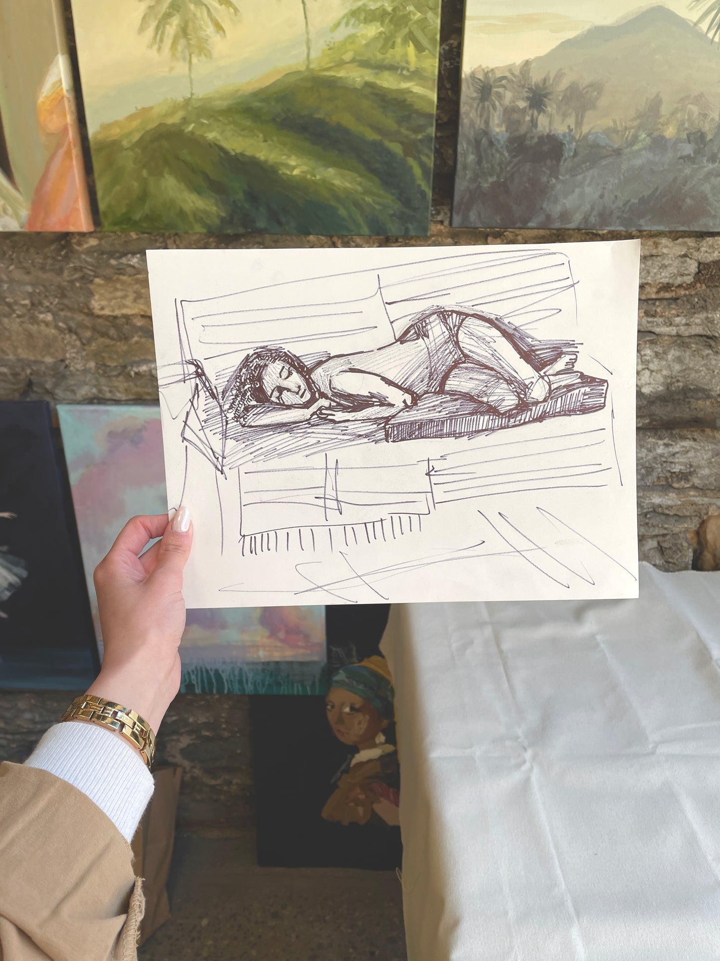 Modern minimalist drawing of a woman sleeping